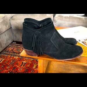 Black fringe booties